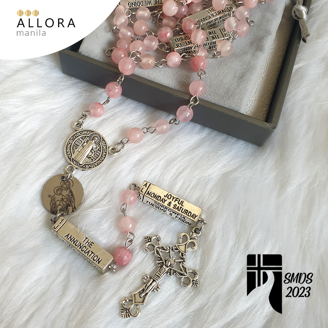 Santa Maria Della Strada Collection